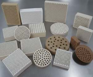 Filtre en céramique réfractaire haute performance, longue durée de vie, filtre en mousse céramique pour la purification de l'eau - Product Image 1