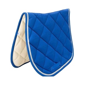 Tapis de selle de dressage personnalisé haut de gamme le plus vendu, matelassé en mélange de laine, respirant, confortable, pour crans hauts, polyvalent - Product Image 1