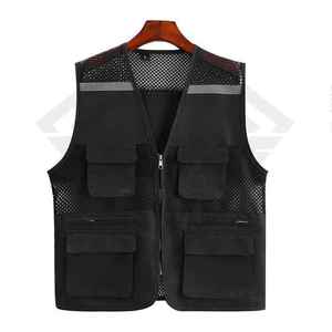 เสื้อกั๊กนิรภัยตาข่ายหลายกระเป๋า ระบายอากาศได้ดี ชุดทำงานสะท้อนแสงมองเห็นได้ชัดเจน ผู้ผลิตจำนวนมาก บริการ OEM แบบกำหนดเอง - Product Image 5