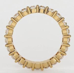 Anillo de Eternidad Completo con Moissanita de Corte Redondo, Plata de Ley 925 Chapada en Oro, Apilable, para Aniversario de Bodas, para Mujer - Product Image 3