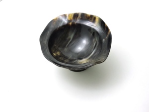 Cuenco decorativo de cuerno de búfalo auténtico de estilo único, cuenco para servir, cuenco para ensalada, a un precio mayorista muy bajo. - Product Image 3