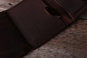 Cartera Triple de Cuero Genuino Personalizada para Hombre, Tarjetero de Cuero, Cartera Vintage de Piel de Vaca Auténtica con Bolsillo para Monedas LTW-0211 - Product Image 2