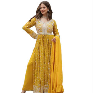 Salwar Kameez de créateur très demandé, léger, en tissu Faux Georgette, avec écharpe, pour femmes, modèle spécial, authentique et sain, avec photos réelles attachées - Product Image 1