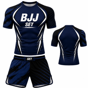 Maillot de compression Rash Guard noir et or, extensible dans 4 directions et en tissu anti-transpiration, partie d'un ensemble de combat essentiel pour le BJJ - Product Image 1