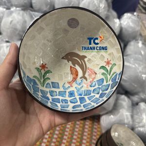 Cuenco de laca de cáscara de coco natural de primera elección, venta al por mayor, fabricante de Vietnam, OEM, a granel, cuenco de nácar - Product Image 1