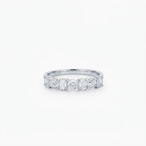 Bague d'anniversaire en or massif 10K 14K 18K avec diamant de laboratoire émeraude et rond brillant, clarté DEF VS VVS, certifié IGI - Product Image 2