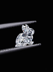 Diamante de Corte Cojín, Cultivado en Laboratorio, Certificado por IGI, de Alta Demanda, con Perforación Láser, para Uso Diario y Eventos Especiales en Todo el Mundo - Product Image 6