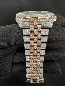 Montre en Moissanite Or Rose pour Exportateur Indien, Bijou de Mode Élégant, Idéale pour un Cadeau, Disponible pour Options de Bonne Qualité Privée - Product Image 3