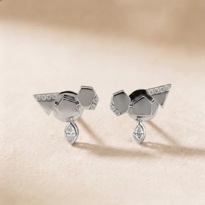 Pendientes de Oro Blanco de 9K con Diamantes de 1.20CT en Forma Geométrica Marquise, Fabricante de Joyería Fina Personalizada al por Mayor - Product Image 1