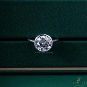 Anillo Solitario de Lujo con Corte Brillante, Chapado en Oro Blanco de 18K, con Diamante Cultivado en Laboratorio con Certificación IGI, Anillo de Compromiso para Mujer, Anillo de Boda - Product Image 2