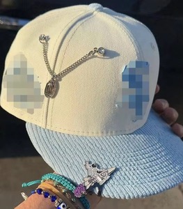 Casquette décorative ajustée en maille 100 % coton, personnalisable avec logo et couleurs sur mesure, en promotion - Product Image 5