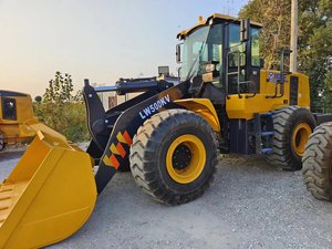 รถตักล้อยางคุณภาพสูงขายดี รุ่น LW500KV ขนาด 5 ตัน รถตักล้อยางมือสอง XC MG LW500 รถตักสำหรับงานก่อสร้าง - Product Image 3