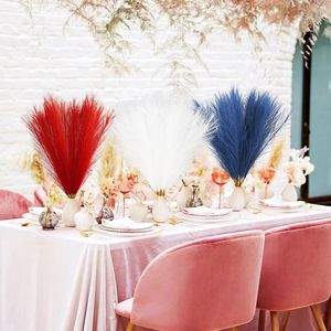 Decoraciones Patrióticas para el 4 de Julio, 30 Piezas de 21.6 Pulgadas, Tallos de Hierba de Pampas Artificiales Rojos, Blancos y Azules, Decoraciones de Mesa para Fiestas - Product Image 6