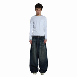 เสื้อยืดแขนยาวผู้ชายแบบเรียบ คุณภาพสูง น้ำหนักเบา ดีไซน์พรีเมียม แห้งเร็ว - Product Image 2