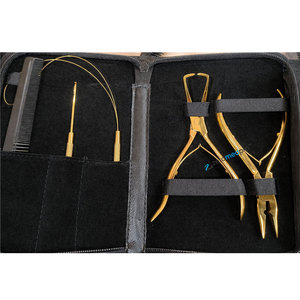 Kit de herramientas profesionales para extensiones de cabello con acabado dorado, que incluye alicates, tijeras, aguja de bucle en estuche con cremallera. - Product Image 2