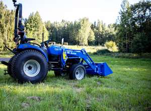 Tracteur Solis avec attache de motoculteur rotatif, véhicule agricole 4x4, cultivateur robuste, équipement de labour, machine agricole - Product Image 2