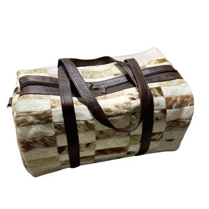 กระเป๋าเดินทางพับได้ขนาดใหญ่  กระเป๋าขนวัวแบบสั่งทำพิเศษ กระเป๋าขนวัวสำหรับเดินทาง  กระเป๋าเดินทางรักษ์โลกสำหรับวันหยุดสุดสัปดาห์ - Product Image 6