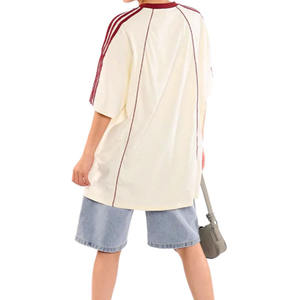 Maillot de football américain surdimensionné pour femme, col en V, rayures contrastées, streetwear, personnalisable, pour équipes, commande en gros OEM, USA - Product Image 4