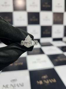 Bague de fiançailles et de mariage tendance pour femme, en or 10K plaqué argent, avec diamant de laboratoire taille poire de luxe certifié IGI - Product Image 3