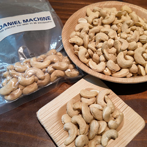 Noix de cajou biologiques fraîches du Vietnam, qualité supérieure, W240, noyaux blancs de haute qualité pour l'exportation en gros et la transformation alimentaire - Product Image 1