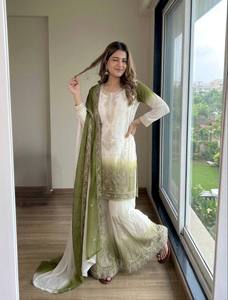 Gradient Purple White Indian Pakistani Top Embroidered Salwar Kameez Set with <b>Shawl</b> for Party <b>Wedding</b> - Product Image 2