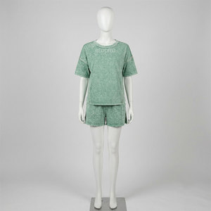 Plus Size Women's Green <b>Knitted</b> 2-Piece <b>Set</b> Crew Neck Regular T-Shirt Knee Shorts Casual Autumn Wear High Street Style - Product Image 1