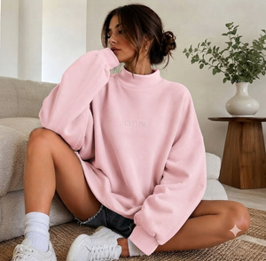 Sudadera Oversize de Cuello Alto para Mujer, Rosa, con Diseño de Letras Bordadas, Hombros Caídos, Manga Larga, Tejido de Mezcla de Algodón, Estilo Casual - Product Image 1