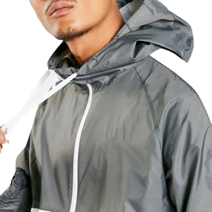 Ensemble de survêtement coupe-vent en nylon léger et réfléchissant de 3 m, personnalisé en usine, avec sweats à capuche zippés et pantalons de survêtement en nylon - Product Image 3