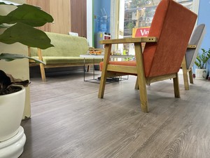 VFLOOR Modern Rigid Core SPC Flooring Waterproof Anti-Scratch Wear Resistant Click Lock System DIY Medium Plank 5 Year Warranty - Product Image 4