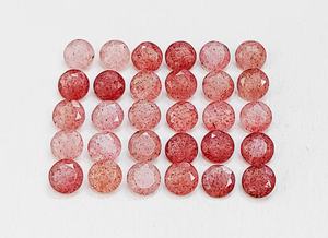 ควอตซ์สตรอเบอร์รี่ธรรมชาติทรงกลมเจียระไน ขนาด 7*7 มม. 10*10 มม. อัญมณีธรรมชาติ 100% สำหรับทำเครื่องประดับ ราคาขายส่ง - Product Image 2