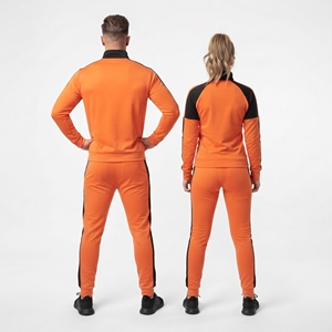 Ensemble de survêtement d'entraînement pour hommes en gros, vêtements de sport personnalisés pour équipes, ensemble veste zippée et pantalon de jogging 100 % polyester - Product Image 2