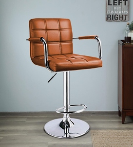 เก้าอี้บาร์ปรับระดับได้ หมุนได้ หุ้มหนังเทียมสีแทน ดีไซน์ตามหลักสรีรศาสตร์ โครงโลหะ ความสูงระดับเคาน์เตอร์ เฟอร์นิเจอร์ครัว - Product Image 2