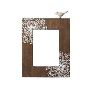 Elegant wooden photo <b>frames</b> <b>designed</b> with dependable quality artistic appeal and stylish display value for living spaces - Product Image 1