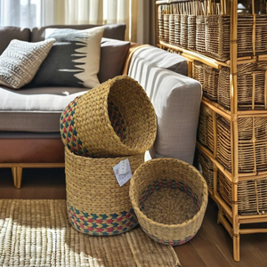 Juego de 3 Cestas Redondas Tejidas a Mano de Jacinto de Agua, Macetas Decorativas Ecológicas y Contenedores de Almacenamiento para el Hogar y la Hostelería - Product Image 3