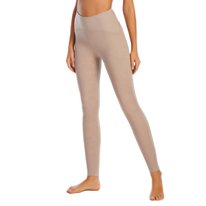 Ensemble de vêtements de sport pour femmes en 2 pièces, haut court sans manches et short, col en V, extensible en spandex/coton, tenue de sport décontractée confortable - Product Image 3