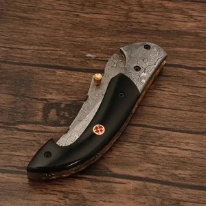 Couteau pliant Damas de qualité industrielle supérieure, manche en bois Pakka, lame droite à pointe tombante, étui en cuir, Pasha Enterprises - Product Image 2