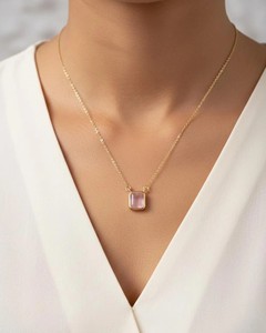 Quartz Pendant Necklace Gold Tone Elegant Gemstone Crystal Pendant Fashion Jewelry Gift For Women Daily - Product Image 1