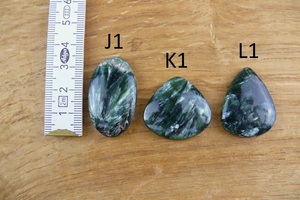 Piedra Preciosa Natural de Serafinita Cabujón de Calidad Brillante, la Más Vendida y con la Mejor Calificación - Product Image 4