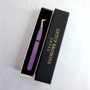 Pince à épiler pour cils GETUP BROSONS IMPEX en acier inoxydable, pointe lisse violette, emballage de précision - Product Image 2