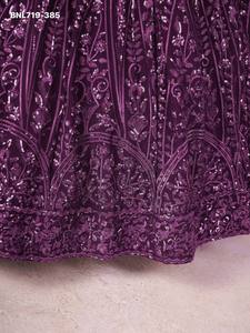Magnífico conjunto de lehenga-choli morado con lentejuelas y bordados de hilo, estilo georgette, proveedor de moda femenina de la India. - Product Image 5