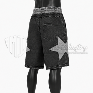 Shorts en jean cargo noirs pour hommes, coupe ample, longueur genou, avec détails de panneaux contrastants, taille élastique et cordon de serrage, style streetwear - Product Image 4
