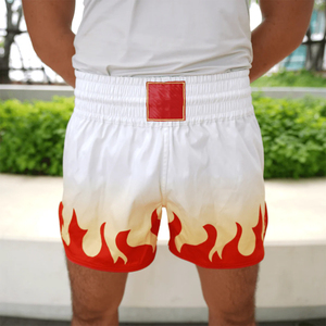 GRACE COLLECTION Pantalones Cortos Negros de Artes Marciales Mixtas para Mujer, Corte Regular, Diseño con Letras Tailandesas, Detalles Rojos y Dorados, Elásticos, Transpirables y de Secado Rápido - Product Image 5