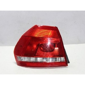 ไฟท้ายรถยนต์ Passat มือสอง ซ้าย รุ่น 561945095C - Product Image 1