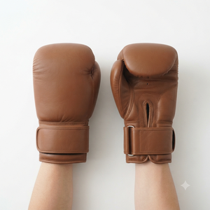 Gants de boxe en cuir de vachette, gants d'entraînement, fermeture à scratch sécurisée, fabriqués sur mesure au Pakistan, fermeture à scratch. - Product Image 1