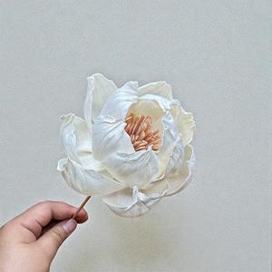 Fleurs en bois de Sola VADEE SOLA WOOD FLOWER, faites à la main, durables, pivoine clair de lune, 8,5 cm, tige en fibre de plantes de Sésbanie, de Thaïlande - Product Image 4