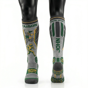 Chaussettes de football américain pour hommes en mélange de coton et de nylon GSM de qualité supérieure, respirantes, avec panneaux rembourrés, rouge, gris, blanc, logo tricoté personnalisé - Product Image 3