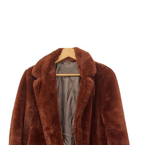 Chaquetas de Mujer al por Mayor de Última Moda, Hechas a Medida, OEM, de Alta Calidad, Abrigo Largo de Piel de Oveja para Invierno con Cuello de Piel de Zorro, Elegante y a la Moda - Product Image 2