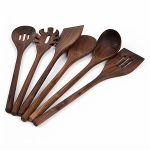 Cucharón de sopa de madera hecho a mano, cucharas de cocina de mango largo, cuchara de madera natural para sopa o ramen, utensilios de cocina ecológicos para servir - Product Image 2