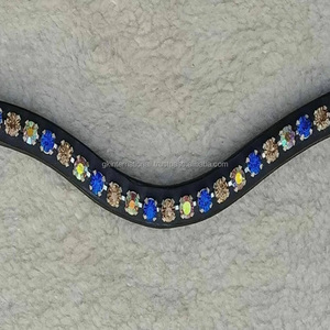 Équipement de cheval en cuir tanné végétal de haute qualité avec bande de front rembourrée douce avec cristaux ronds violets et dorés bling - Product Image 2