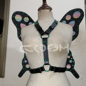 Harnais de corps ailes de papillon arc-en-ciel scintillantes en similicuir noir avec clous violets - Product Image 3